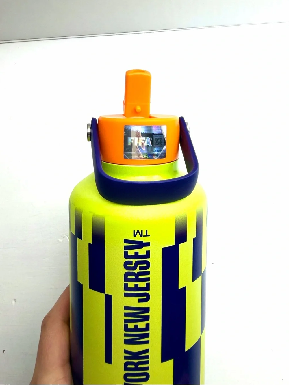 FIFA New York New Jersey 32oz Insulated Stainless Steel Water Bottle NWT
